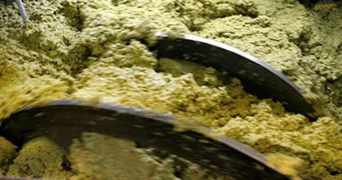 estrazione a caldo estrazione a freddo olio evo